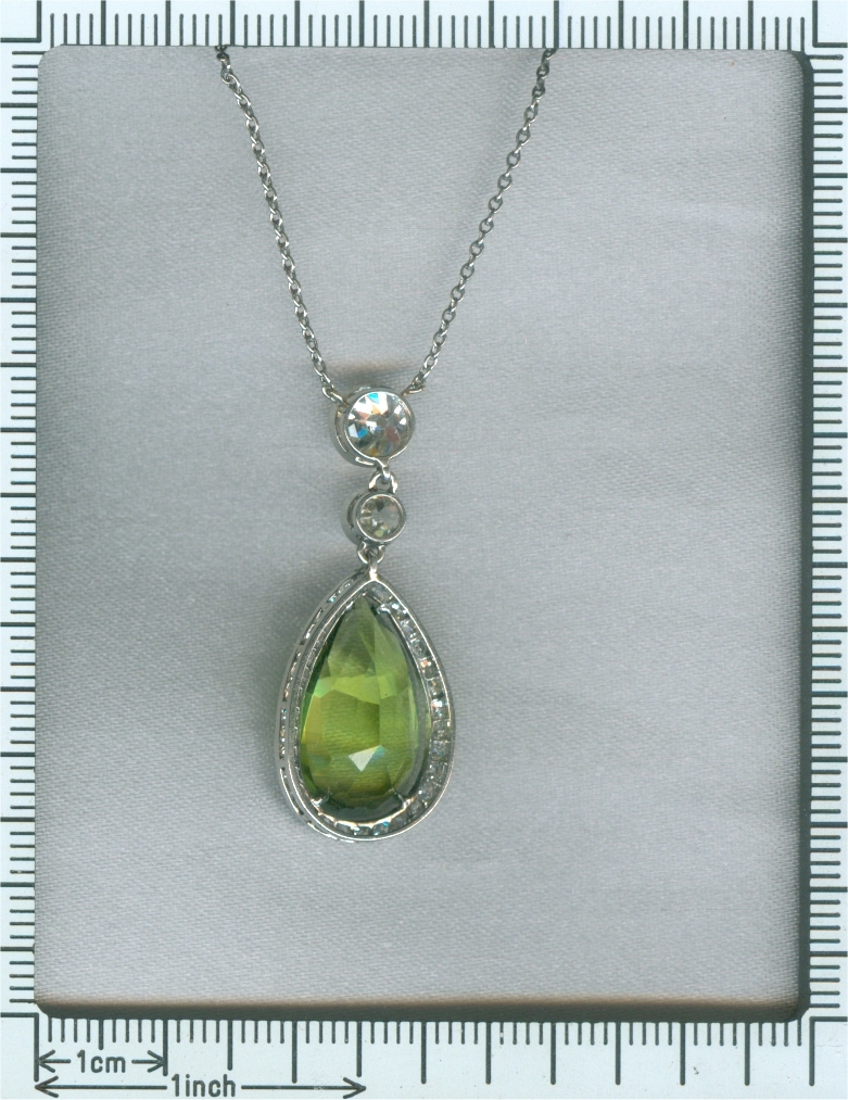 Platinum necklace Art Deco diamond pendant with pear shape peridot (image 7 of 7)